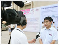 央视记者采访中国上海儿童博览会数据中心主任